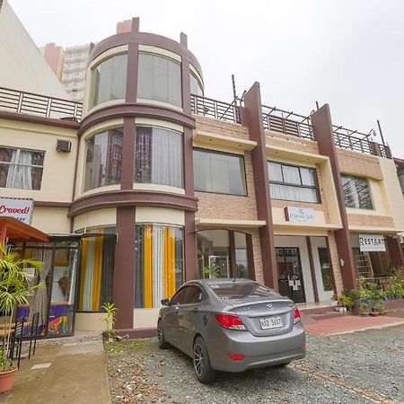 Oyo 759 Royal South Garden Suites Tagaytay City Exteriör bild
