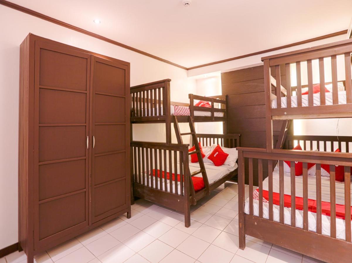 Oyo 759 Royal South Garden Suites Tagaytay City Exteriör bild