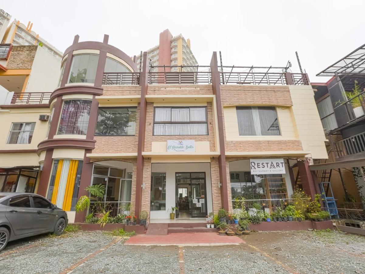 Oyo 759 Royal South Garden Suites Tagaytay City Exteriör bild